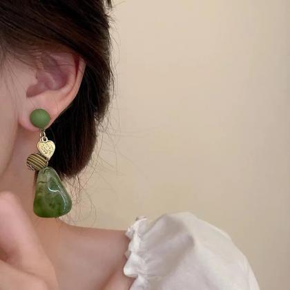 1pair South Korea Fashion Green Color Retro Beads..
