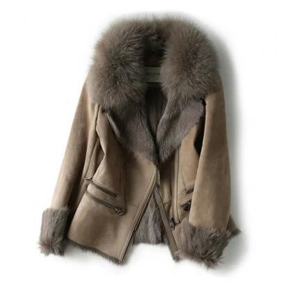 Elegant Suede Jacket With Luxe Fur Collar And..
