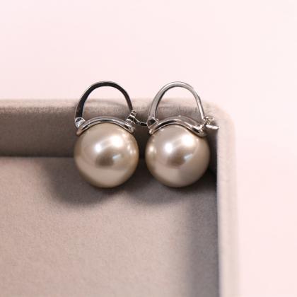 Simple Baroque Glass Pearl Earrings Stud Earrings..