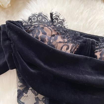 Elegant Velvet And Lace Bow Detail Womens Collar