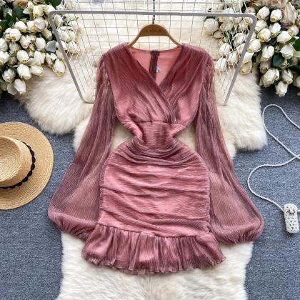 Elegant Long Sleeve Pleated Velvet Mini Dress