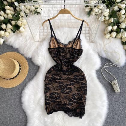 Elegant Black Lace Sleeveless V-neck Mini Dress