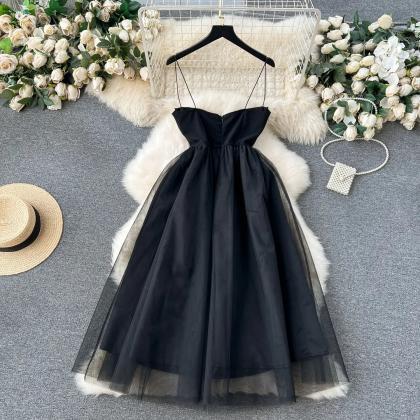 Elegant Strapless Tulle Black Evening Gown For..
