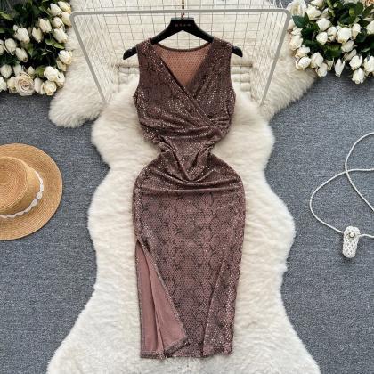 Elegant Sleeveless Sequin Evening Gown With Side..