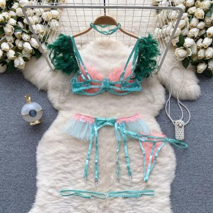 Womens Feather Accents Lingerie Set With Garter..