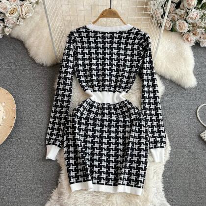 Womens Elegant Houndstooth Knit Sweater And Skirt..