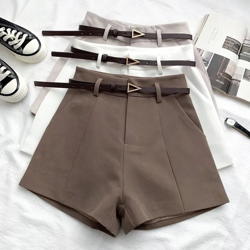 Womens High-waisted Belted Tailored Shorts In Brown
