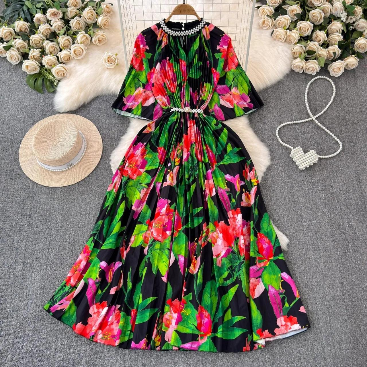 Floral Print Bottom Pleated Dress main image 1