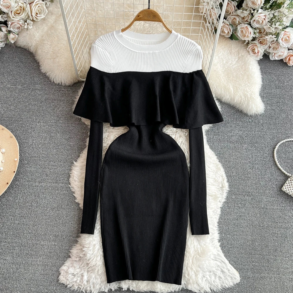 ワンピース Herlipto Ruffled Two-tone Knit Dress herlipto Ruffled Two-tone Knit Dress S