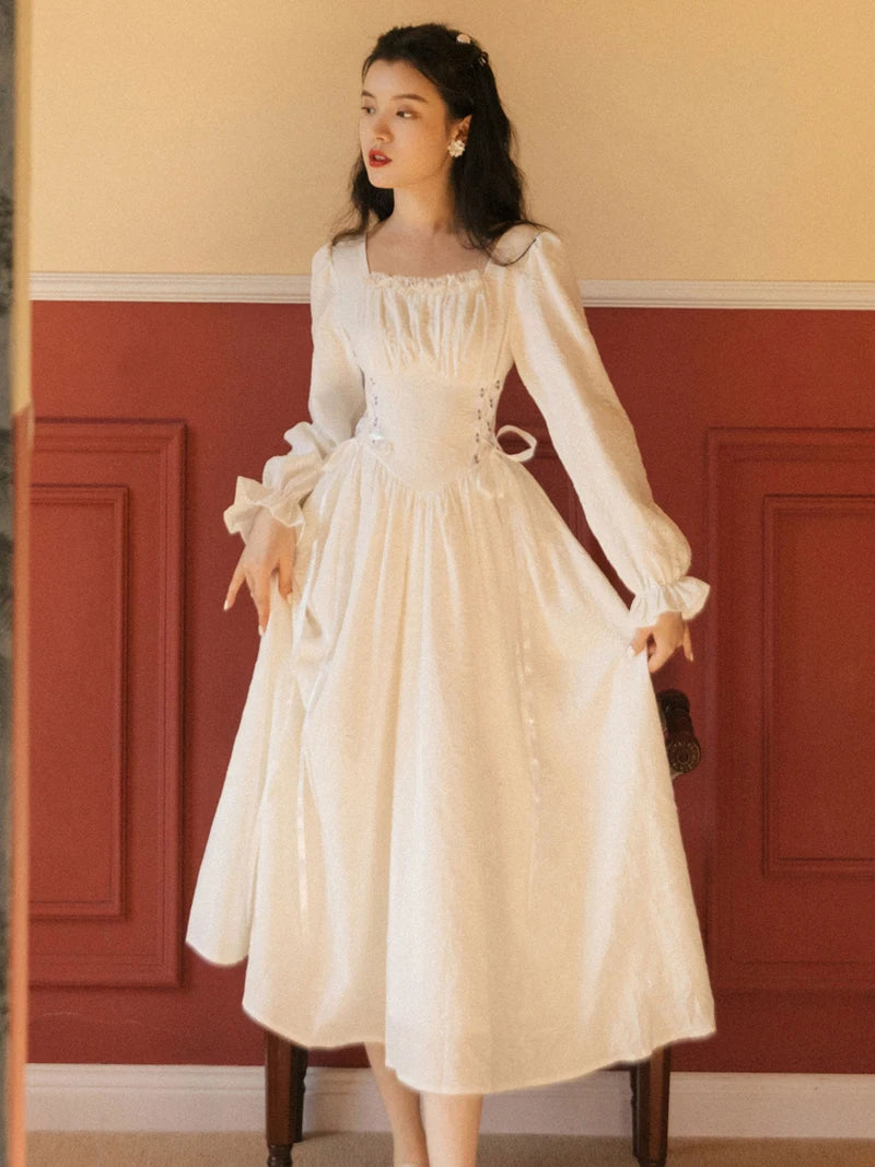 chinese dress ladies HEULORIA Princess Wedding Dress Long Sleeve Lace Applique Bride Dress lace  up with Long Train BA-692 (US, Digital, 2, Regular, Ivory) at Amazon  Women's Clothing store main image 0