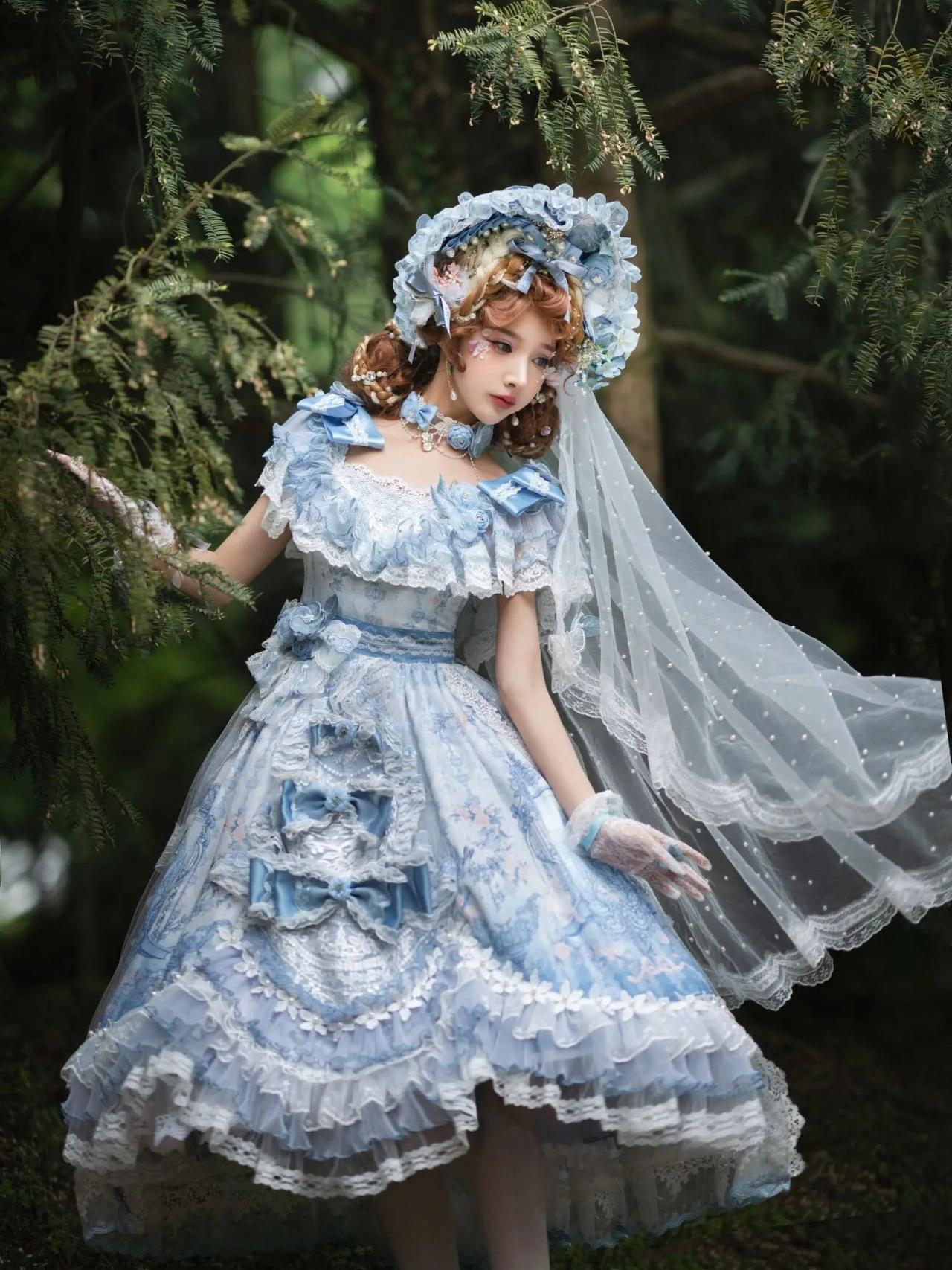 Victorian Lolita Dress With Lace And Ruffles