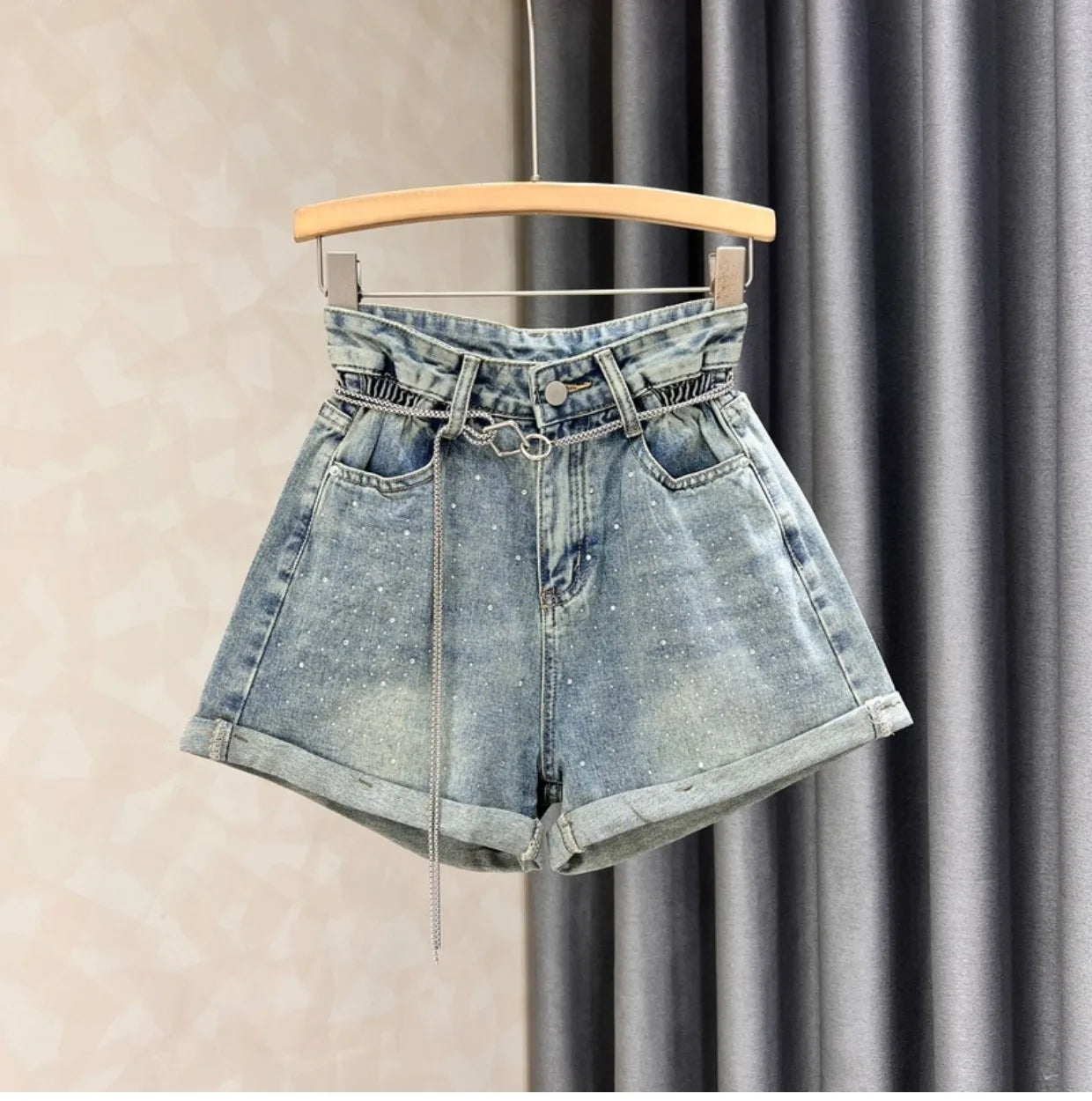 High waisted Denim Shorts With Chain Belt
