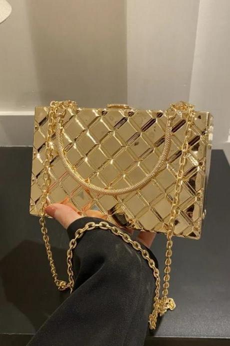 Elegant Golden Evening Clutch Bag With Chain Strap