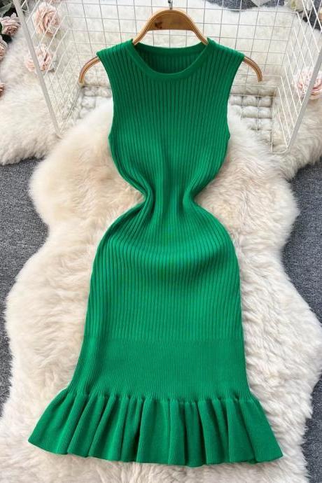 Sleeveless Ribbed Knit Flared Hem Midi Dress Green