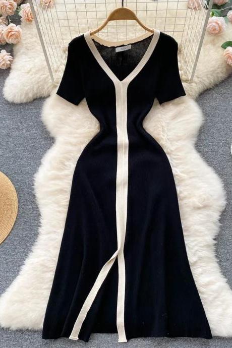 Elegant V-neck Midi Dress With Contrast Piping