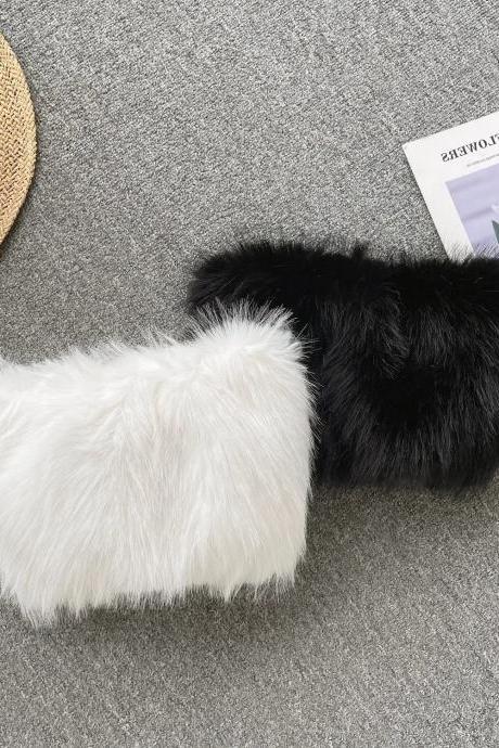 Luxury Faux Fur Fluffy Winter Warm Slippers, Blackwhite