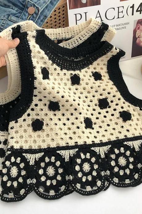 Womens Crochet Lace Trim Sleeveless Polka Dot Top