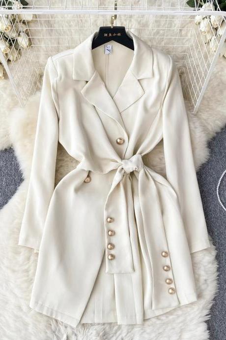 Elegant Ivory Trench Coat With Waist Tie And Pearls