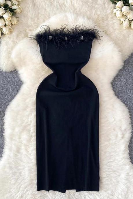 Elegant Black Feather-trimmed Sleeveless Turtleneck Dress