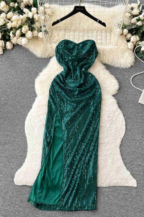 Elegant Emerald Green Sequined Evening Gown With Hood