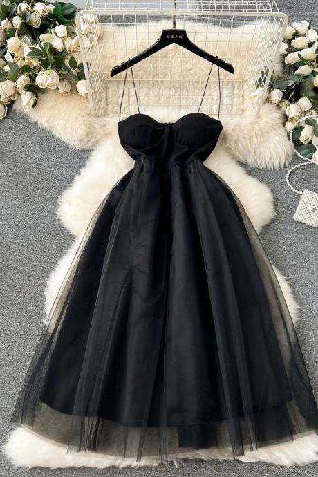 Elegant Sweetheart Neckline Tulle Black Evening Gown