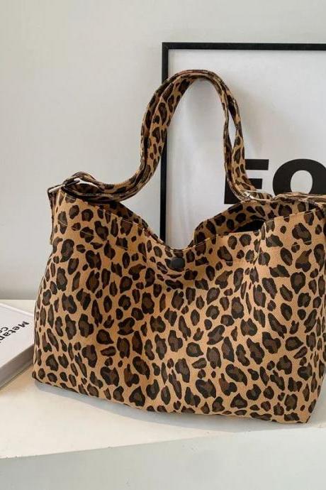 Stylish Leopard Print Spacious Tote Shoulder Bag