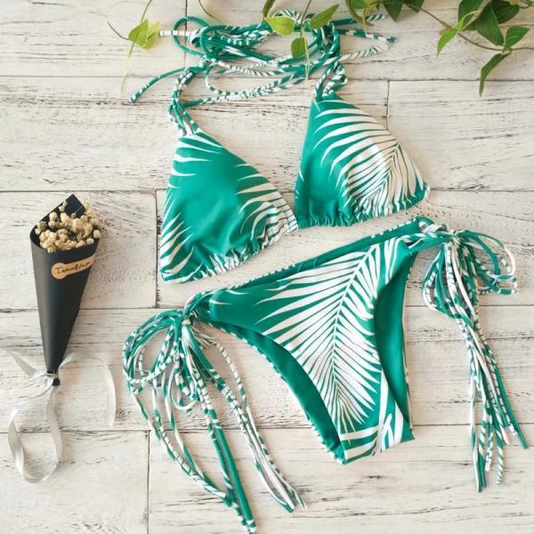 Tropical Leaf Print Halter Neck Bikini Set